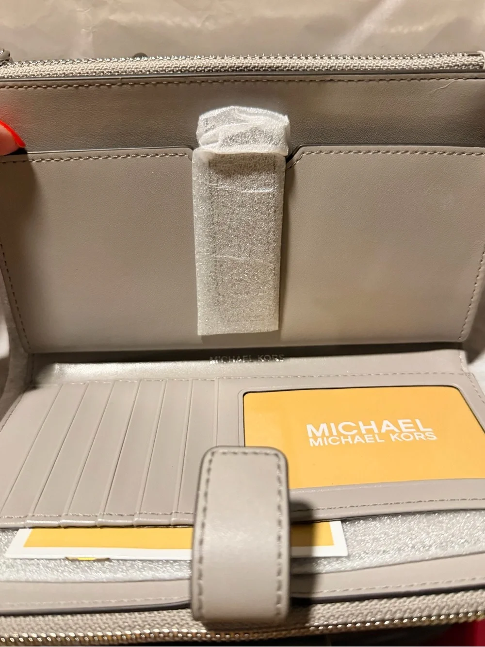 Michael Kors compact michael